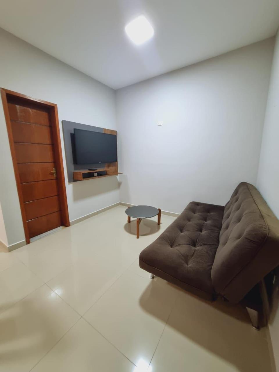 Lindo Beira-mar Apartamento *